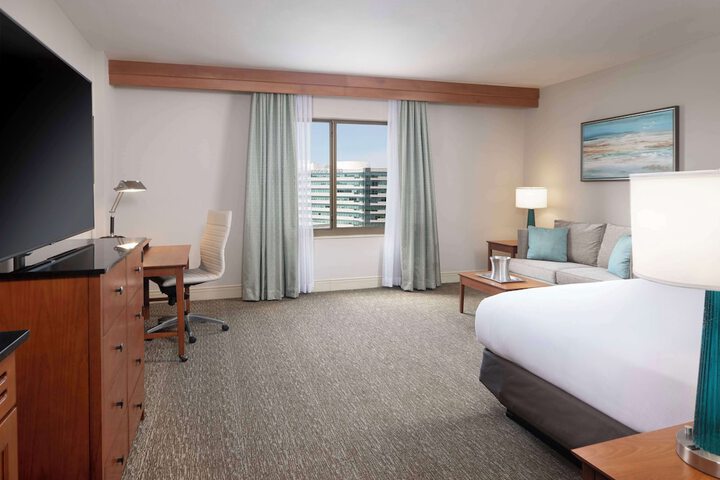 Room 15 of 78