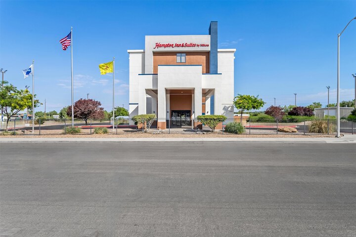 Hampton Inn & Suites Farmington