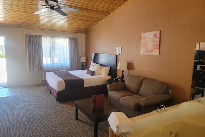 Majestic Mountain Inn