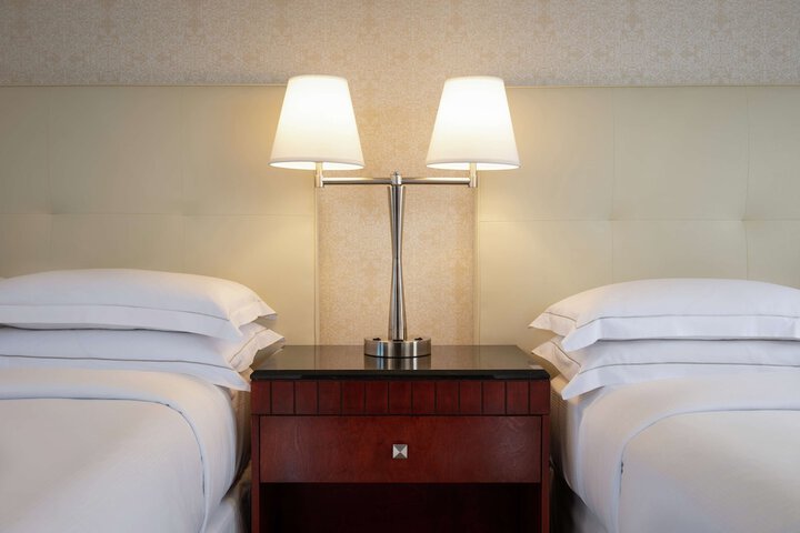 Room 26 of 83
