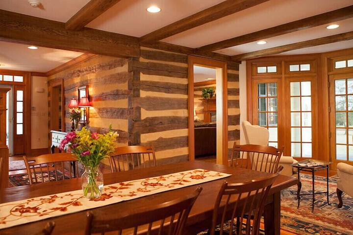 Hillbrook Inn