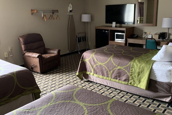 Room 13 of 60