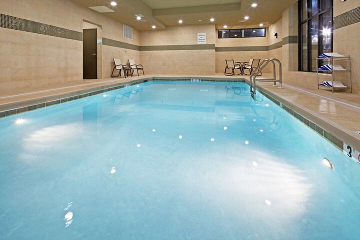 Pool 12 of 73