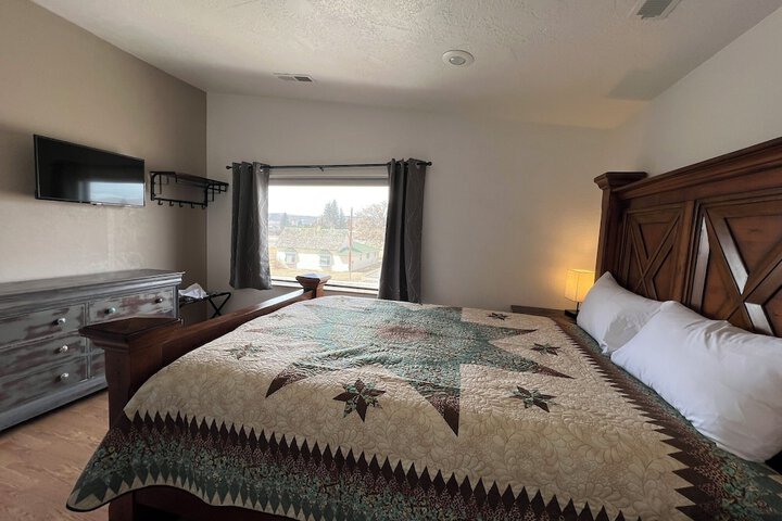 Room 55 of 110