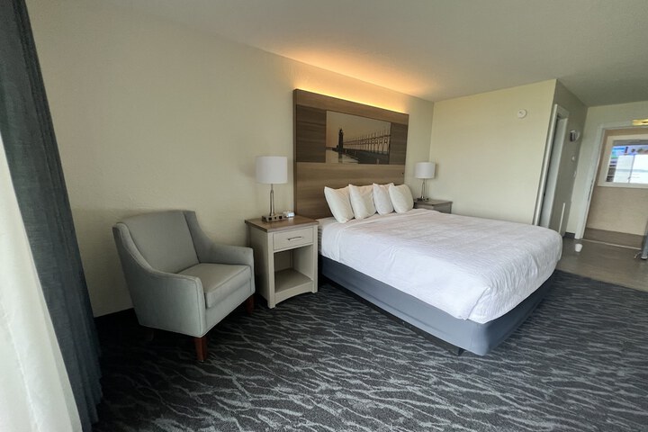 Room 18 of 47