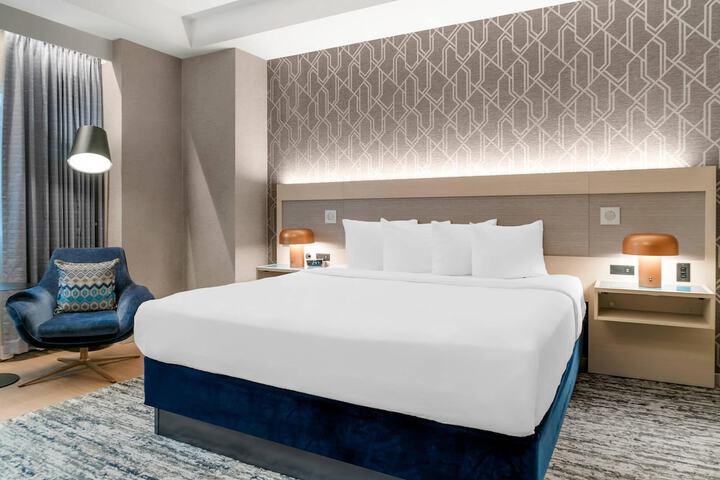 Radisson Plaza Hotel at Kalamazoo Center