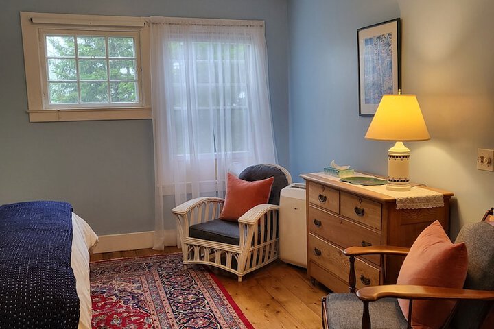 Room 33 of 91