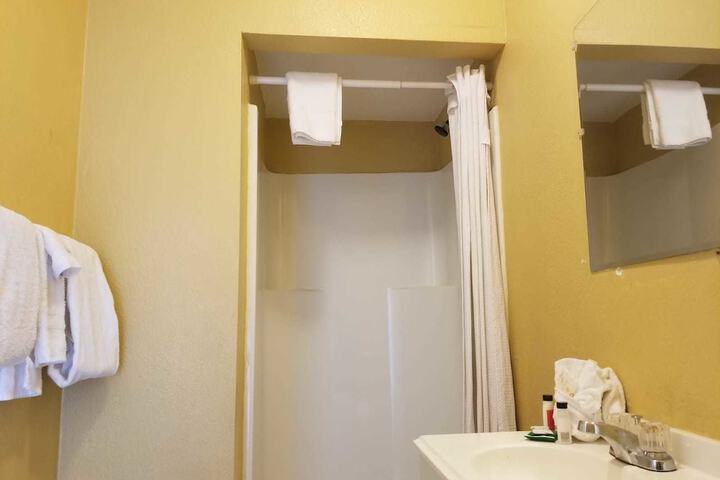 Room 13 of 15
