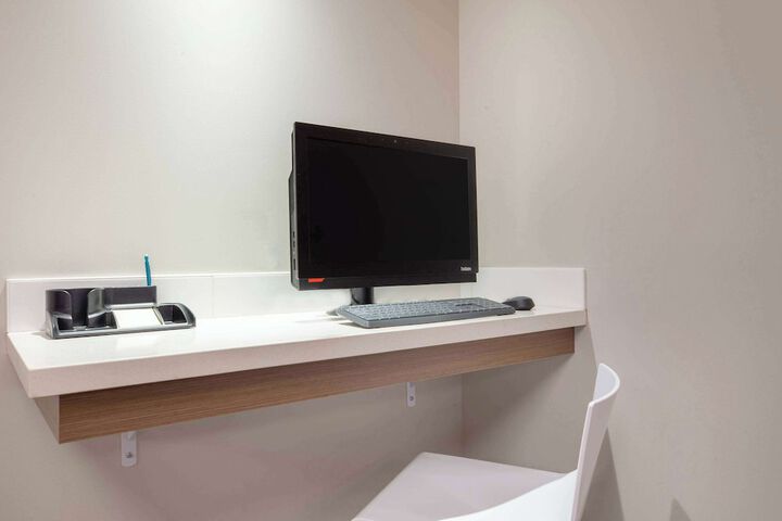 Microtel Inn & Suites by Wyndham Fort Mcmurray