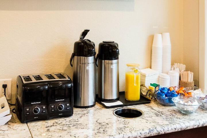 Breakfast/Coffee Service 54 of 64