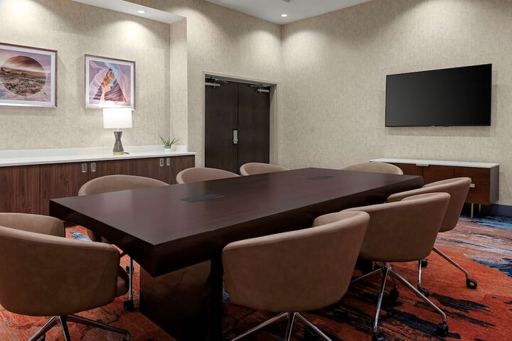 Hilton Garden Inn Chandler Downtown