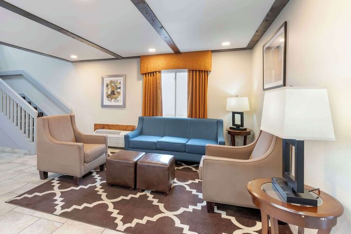 Hotel Interior 10 of 41