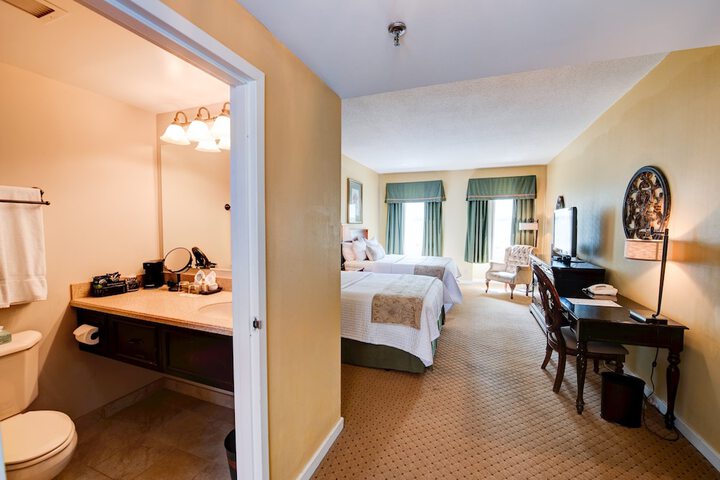 Room 26 of 38