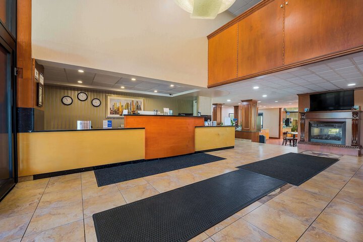 Hotel Interior 19 of 82