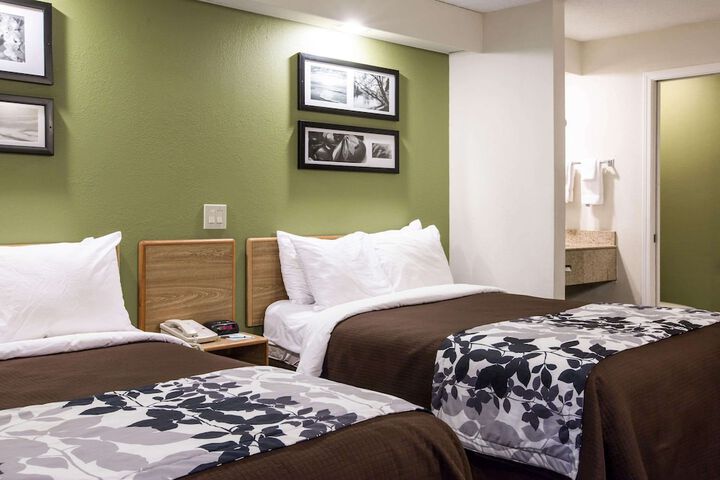 Room 44 of 53