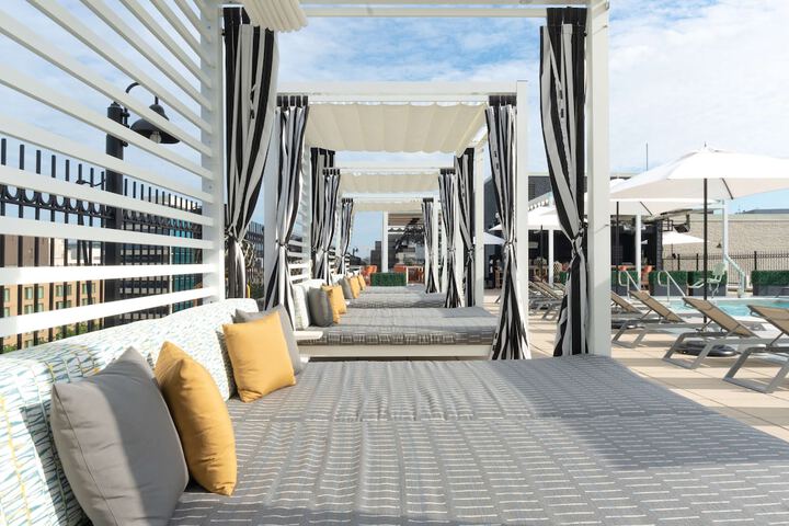 Sundeck 53 of 58