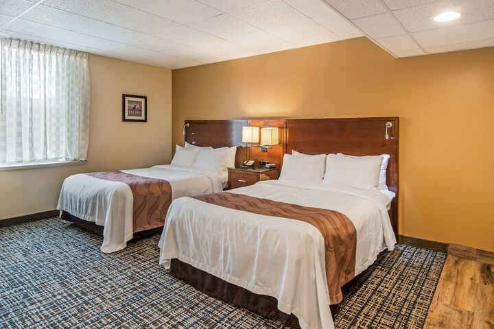 Room 14 of 39