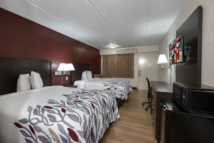 Room 18 of 25