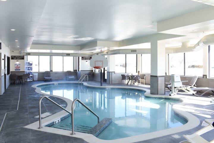 Sleep Inn & Suites Oregon - Madison
