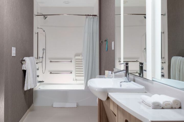 SpringHill Suites by Marriott Durham City View