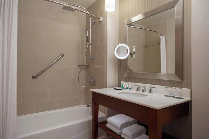 The Westin Chicago Lombard