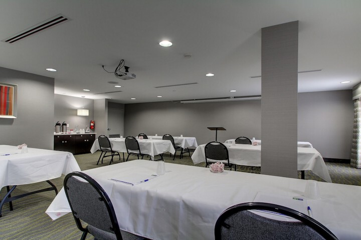 Holiday Inn Express & Suites Jackson Downtown - Coliseum by IHG