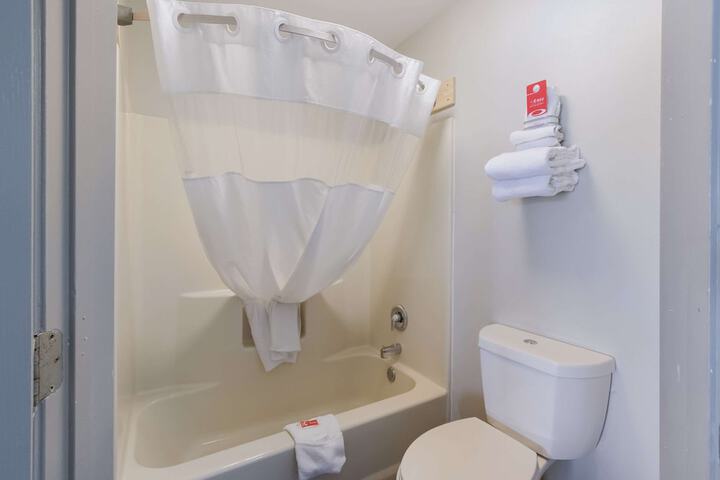 Room 7 of 22