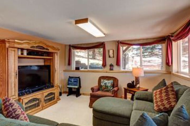 Mountain Lodge with Hot Tub by RedAwning