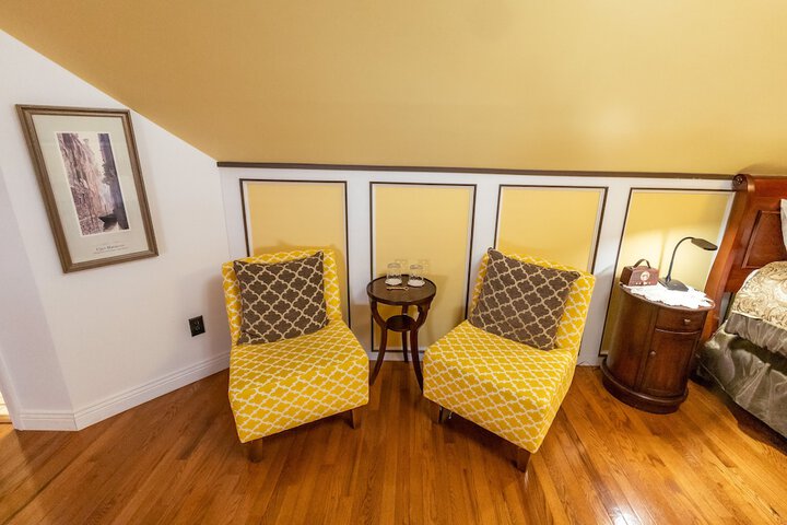 Room 45 of 124