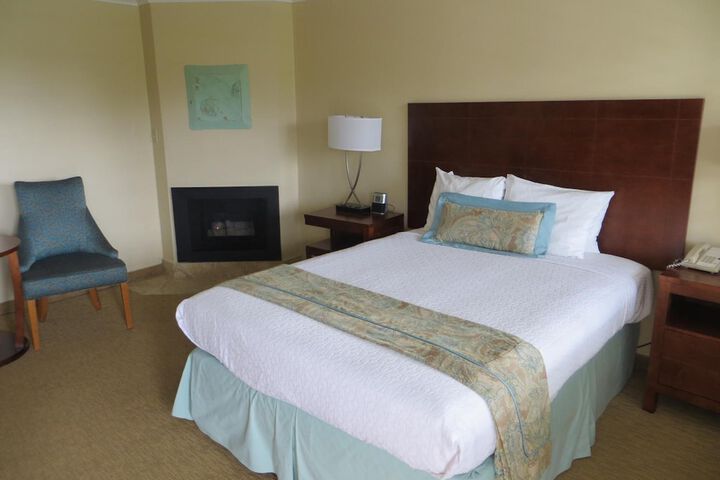 Carmel Bay View Inn