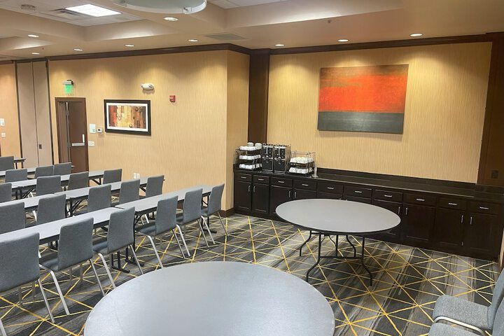 Holiday Inn Jackson NW - Airport Road by IHG