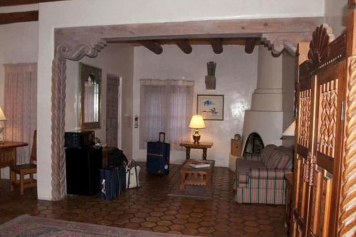 Room 18 of 62