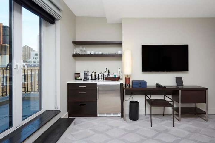Room 55 of 122