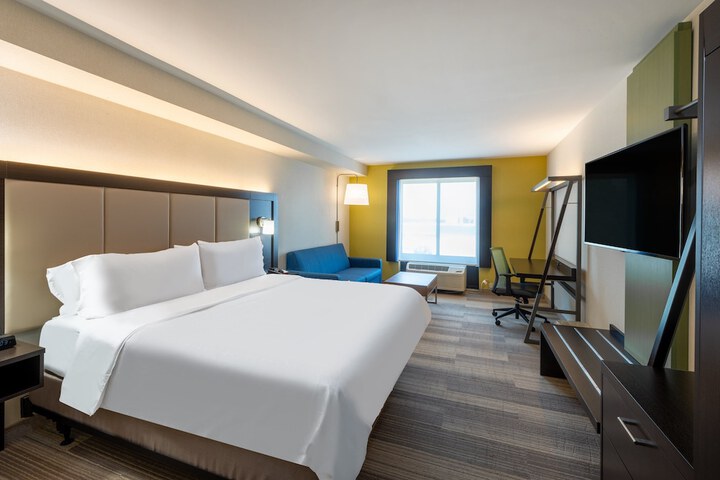 Room 40 of 84