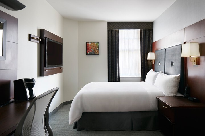 Room 31 of 48