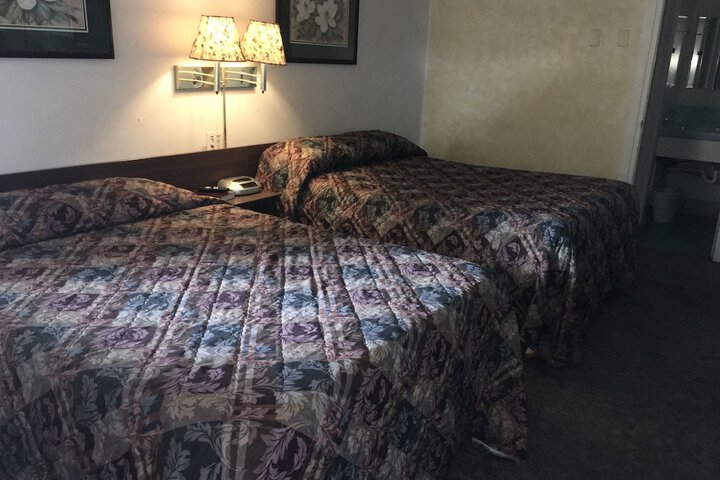 Room 18 of 24