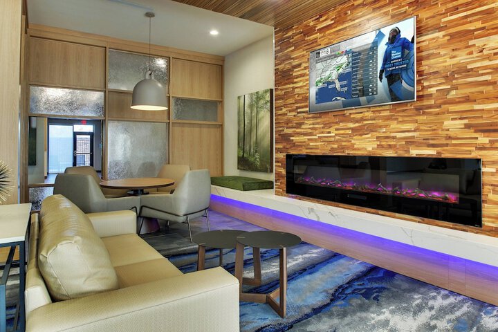 Hotel Interior 13 of 33