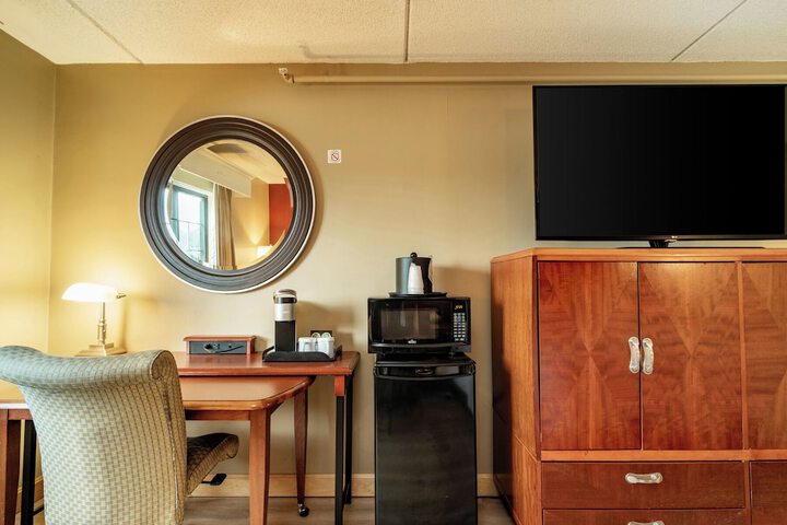 Fireside Inn & Suites West Lebanon