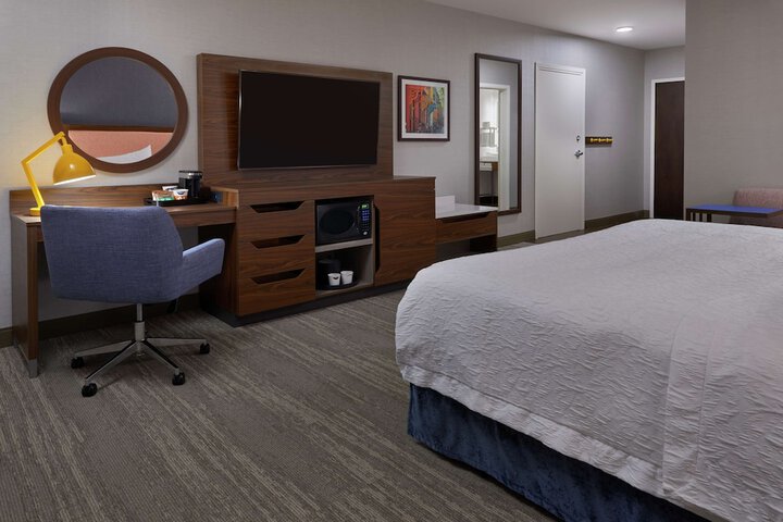 Room 20 of 33