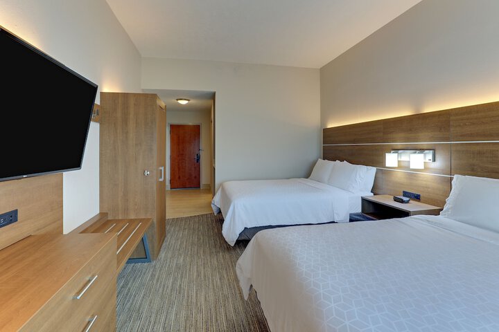 Room 25 of 52