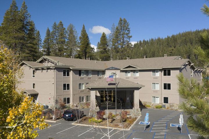Truckee Donner Lodge