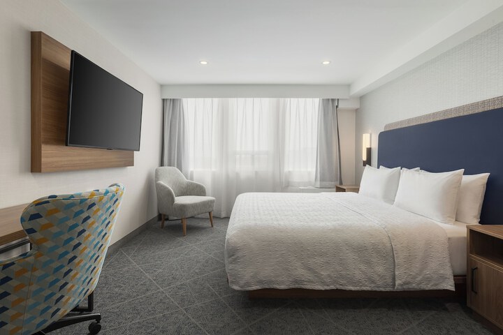 Hampton Inn by Hilton Montreal East Anjou
