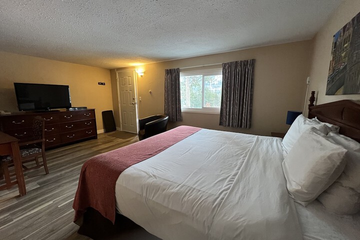 Room 113 of 153
