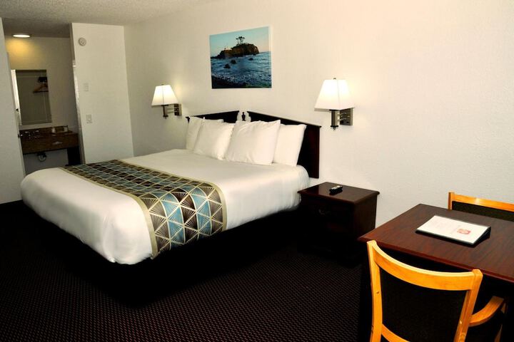 Westward Inn