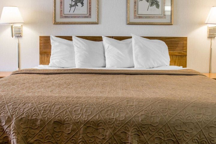 Quality Inn Hudsonville South