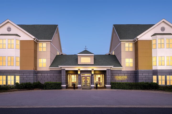 Homewood Suites by Hilton Dulles-North / Loudoun