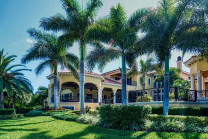 Tierra Verde St. Petersburg Waterfront Estate by Techtravel