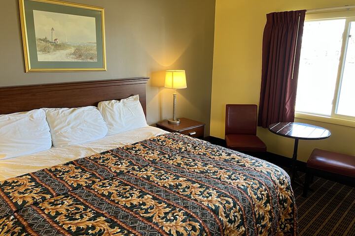 Room 17 of 31