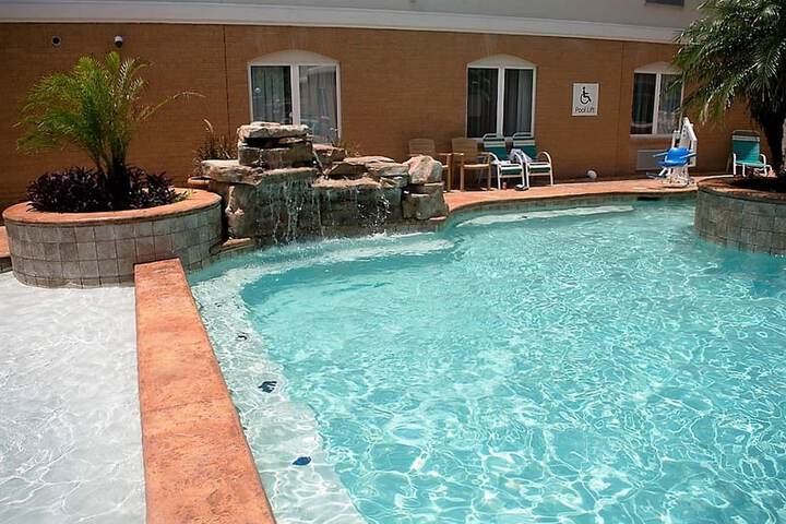 Holiday Inn Express & Suites Port Aransas / Beach Area by IHG