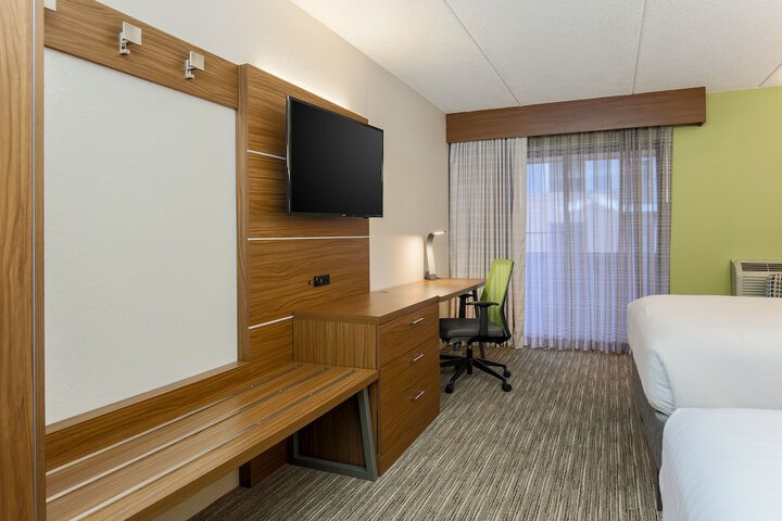 Room 34 of 50
